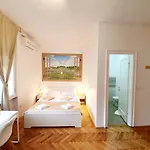 Teslova Bed & Breakfast