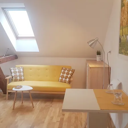 Teslova Alojamento de Acomodação e Pequeno-almoço Liubliana