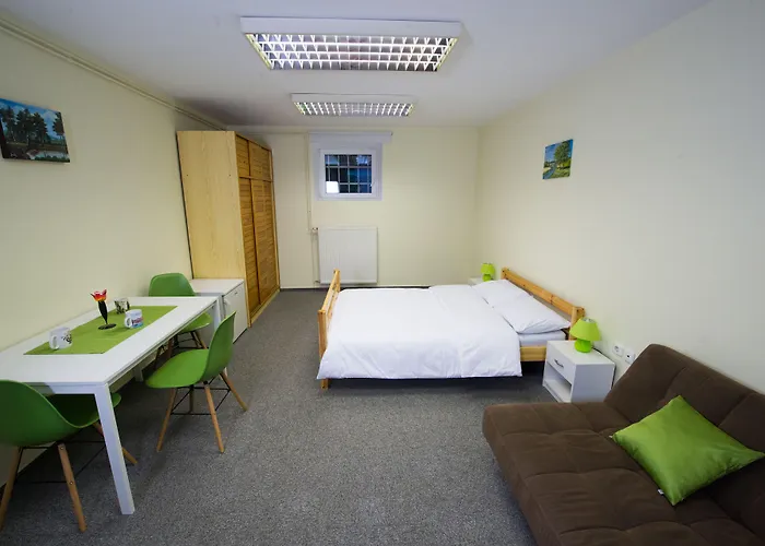 Teslova Bed & Breakfast