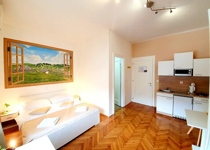 Bed & Breakfast Teslova Ljubljana