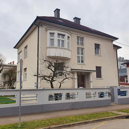 Bed & Breakfast Teslova Ljubljana